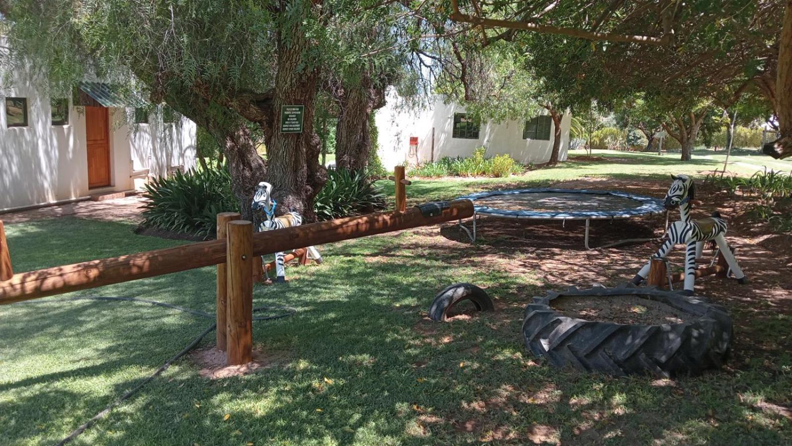 Kranskloof Country Lodge Оудсхорн Экстерьер фото